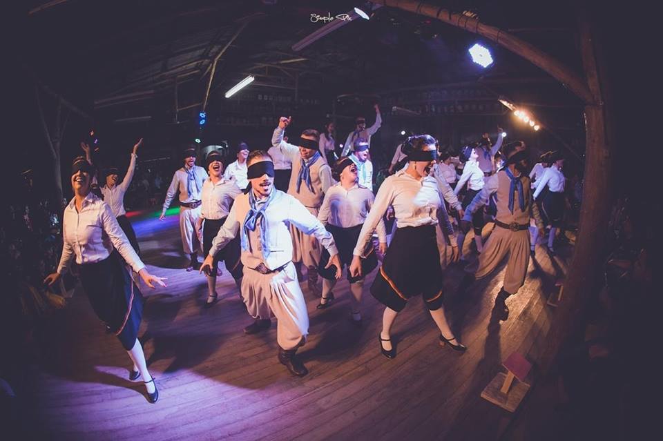 Apresentação - TROPEIROS DO OURO NEGRO